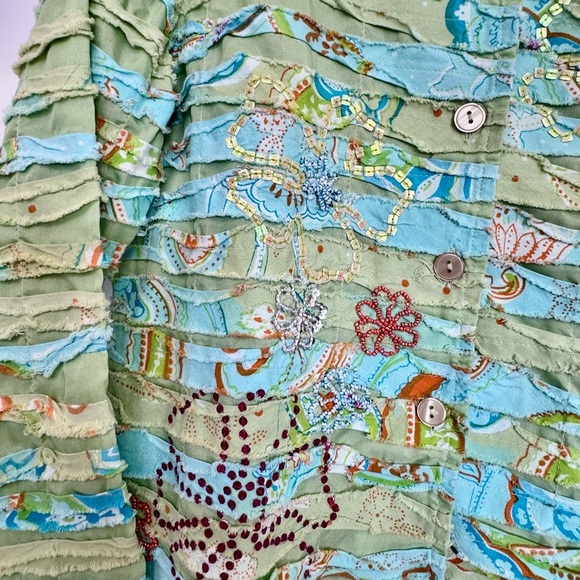 Life Style Petite Women's Green Jacket with button closure - Picture 4 of 11